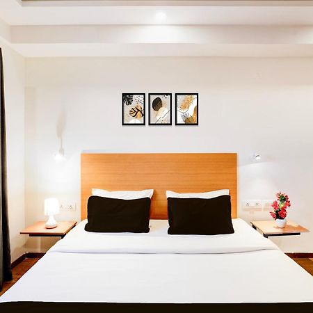 Super Townhouse Jayanagar Hotell Bangalore Exteriör bild