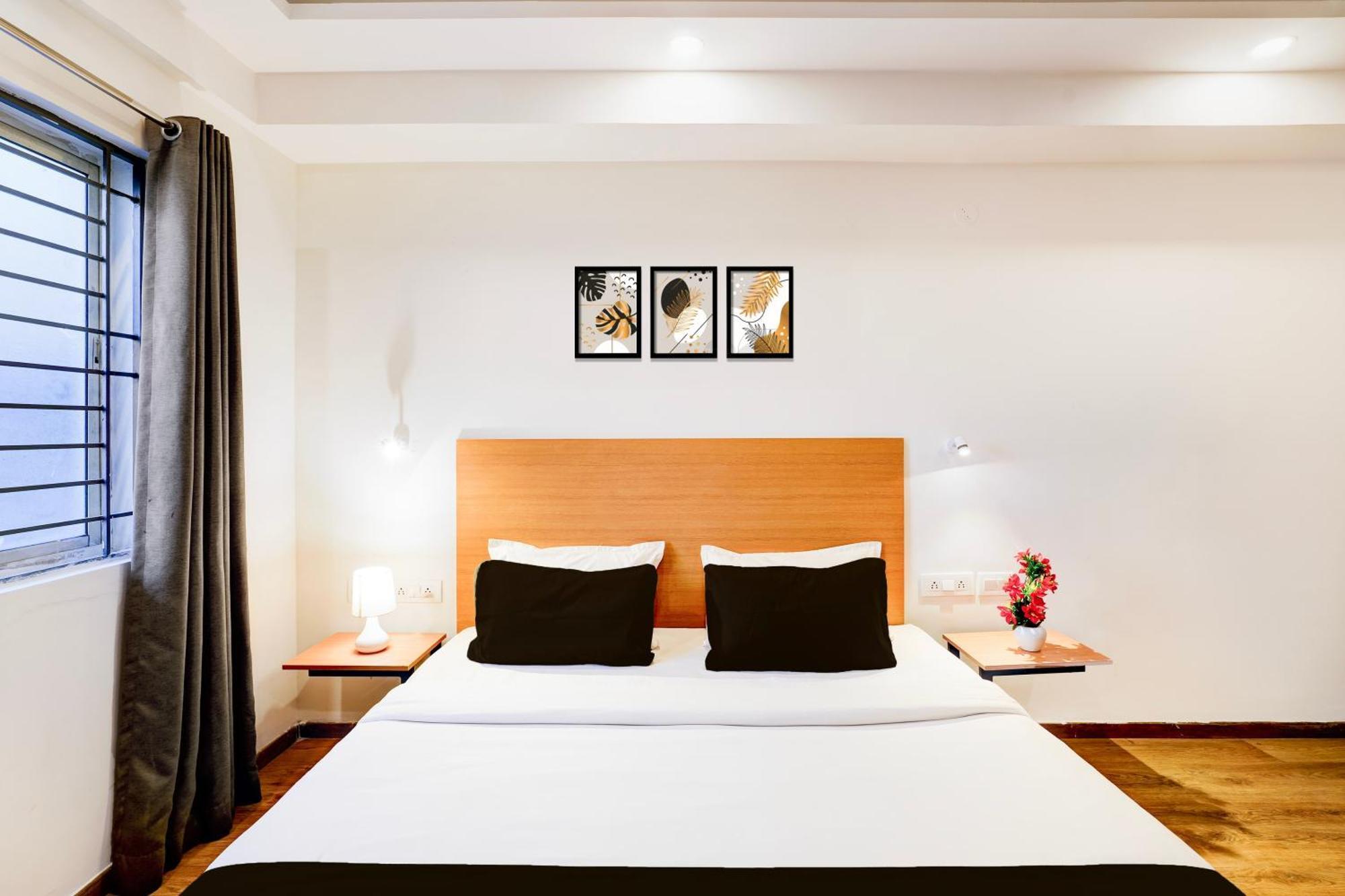 Super Townhouse Jayanagar Hotell Bangalore Exteriör bild