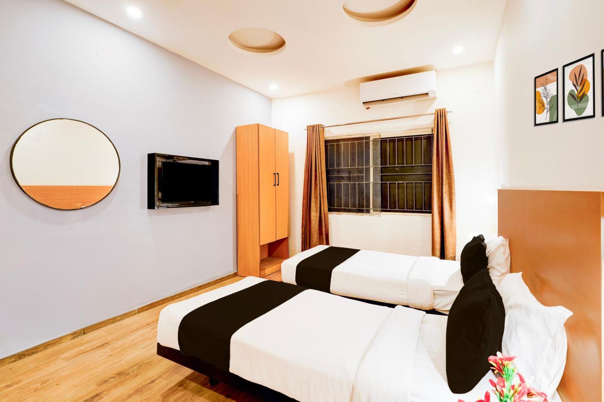 Super Townhouse Jayanagar Hotell Bangalore Exteriör bild
